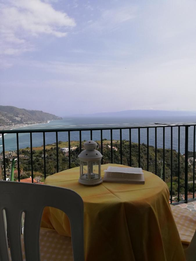 Il Normanno, Appartamento Con Panorama Mozzafiato Taormina Kültér fotó