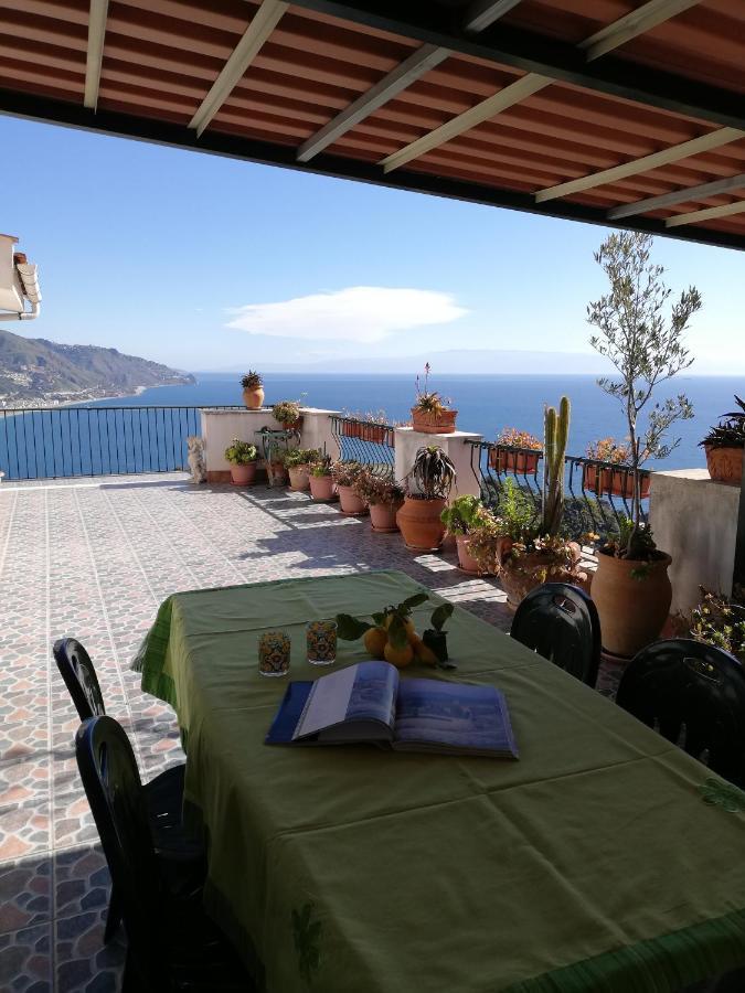 Il Normanno, Appartamento Con Panorama Mozzafiato Taormina Kültér fotó